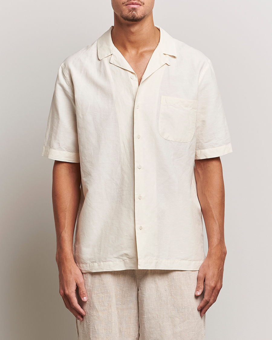 Heren | Overhemden | Sunspel | Lightweight Cotton/Linen Resort Shirt Ecru