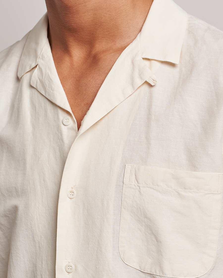 Heren | Overhemden | Sunspel | Lightweight Cotton/Linen Resort Shirt Ecru