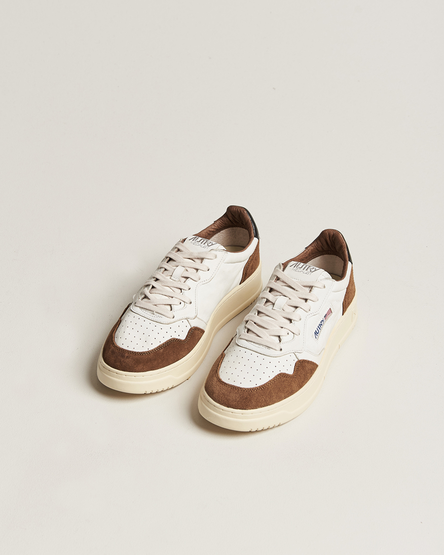 Heren | Autry Medalist Low Goat Leather/Suede Sneaker Cigarr/Black | Autry | Medalist Low Goat Leather/Suede Sneaker Cigarr/Black