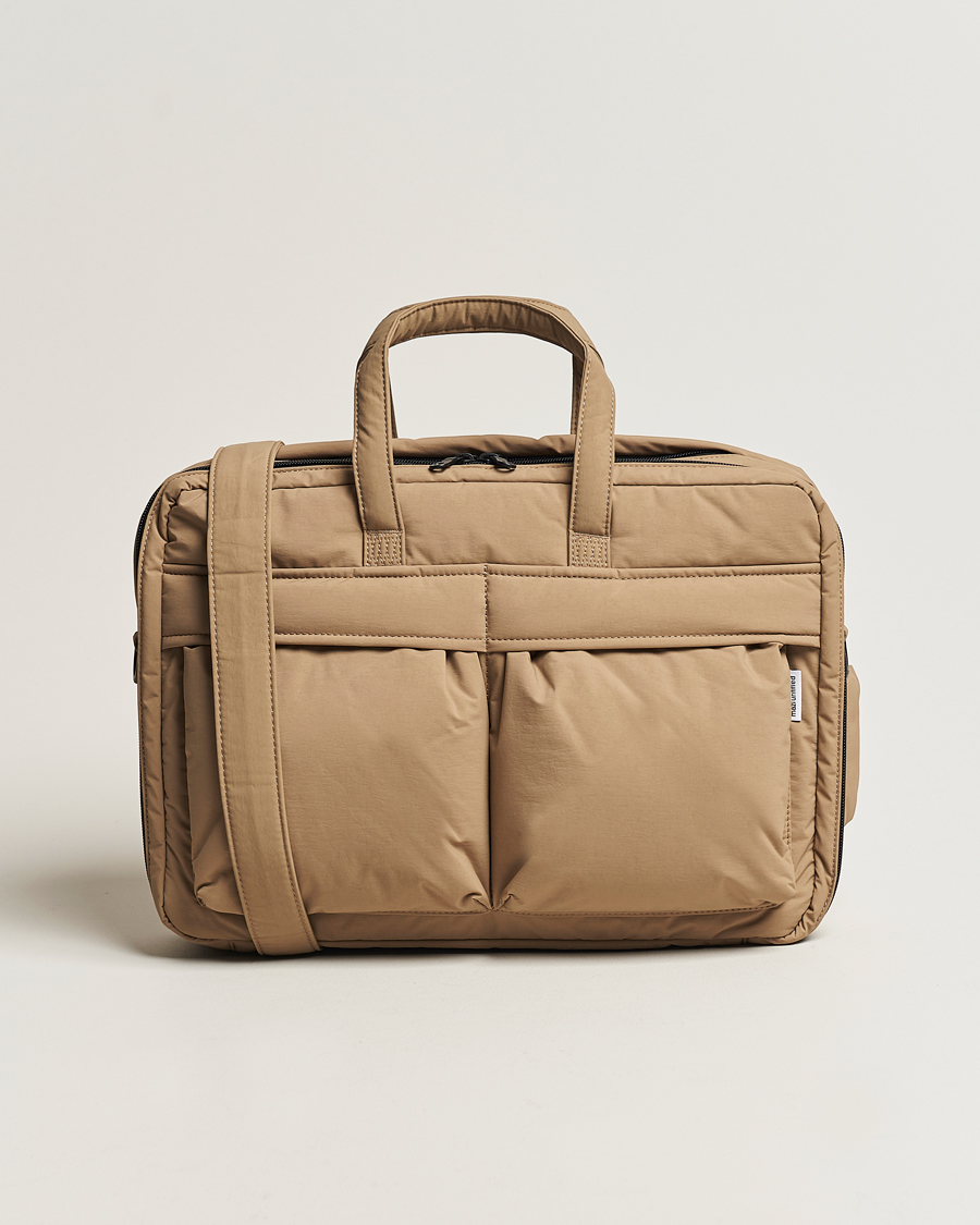 Heren | mazi untitled AM Bag 02 Nylon Briefcase Beige | mazi untitled | AM Bag 02 Nylon Briefcase Beige