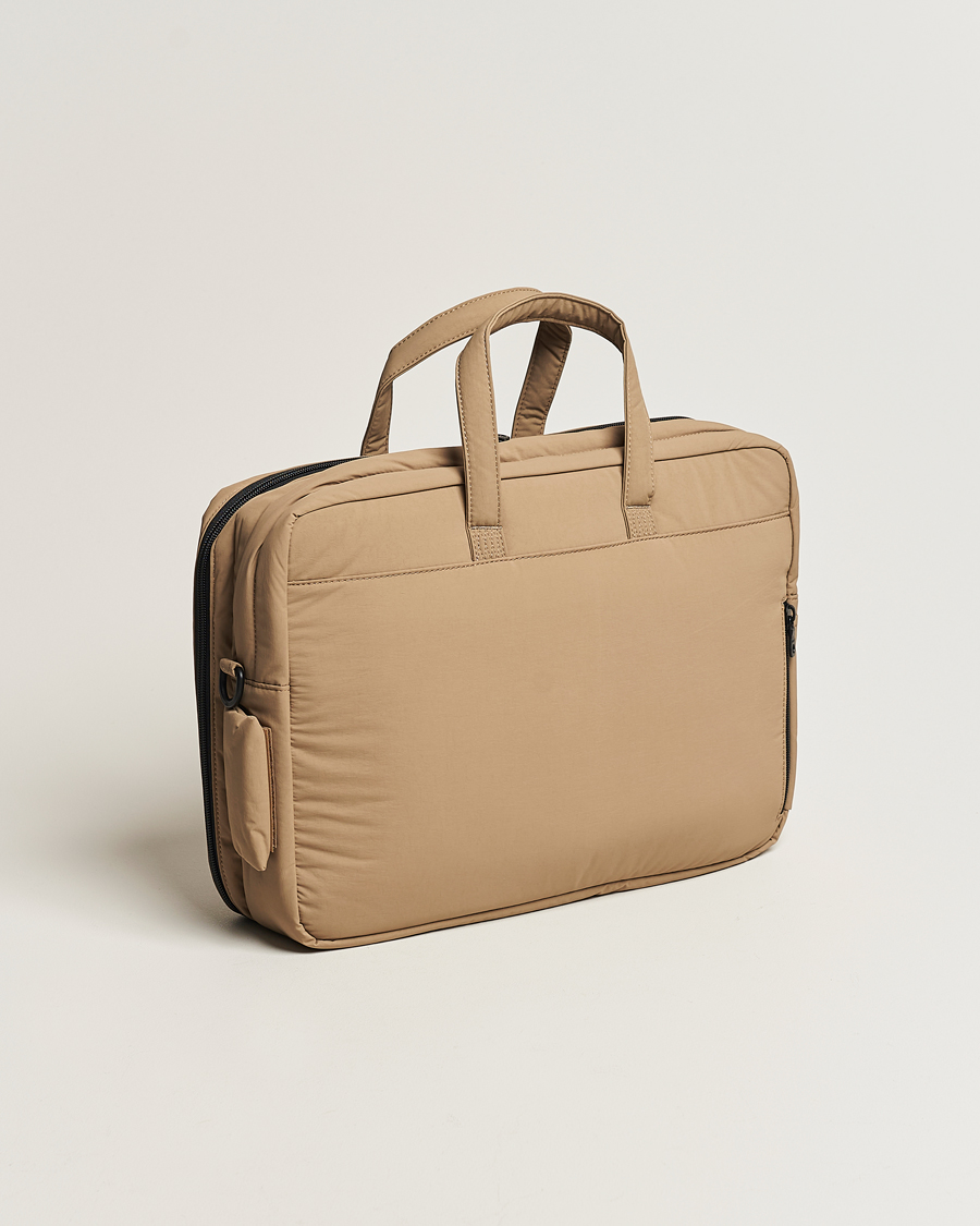 Heren | mazi untitled AM Bag 02 Nylon Briefcase Beige | mazi untitled | AM Bag 02 Nylon Briefcase Beige