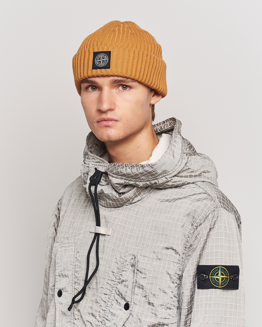 Heren |  | Stone Island | Full Rib Wool Beanie Rust