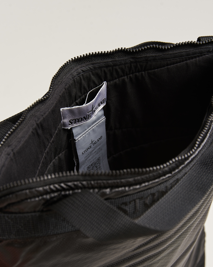 Heren | Stone Island Garment Dyed Mussola Gommata Canvas Tote Black | Stone Island | Garment Dyed Mussola Gommata Canvas Tote Black