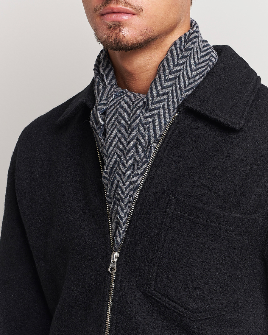 Heren |  | Giorgio Armani | Cashmere Chevron Scarf Navy/Grey