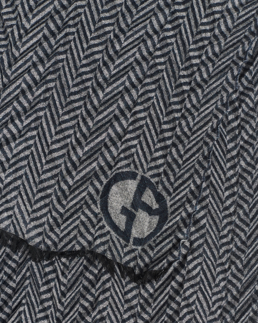 Heren | Giorgio Armani Cashmere Chevron Scarf Navy/Grey | Giorgio Armani | Cashmere Chevron Scarf Navy/Grey