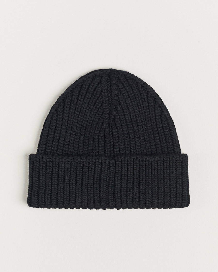 Heren | Moncler Tonal Logo Beanie Black | Moncler | Tonal Logo Beanie Black