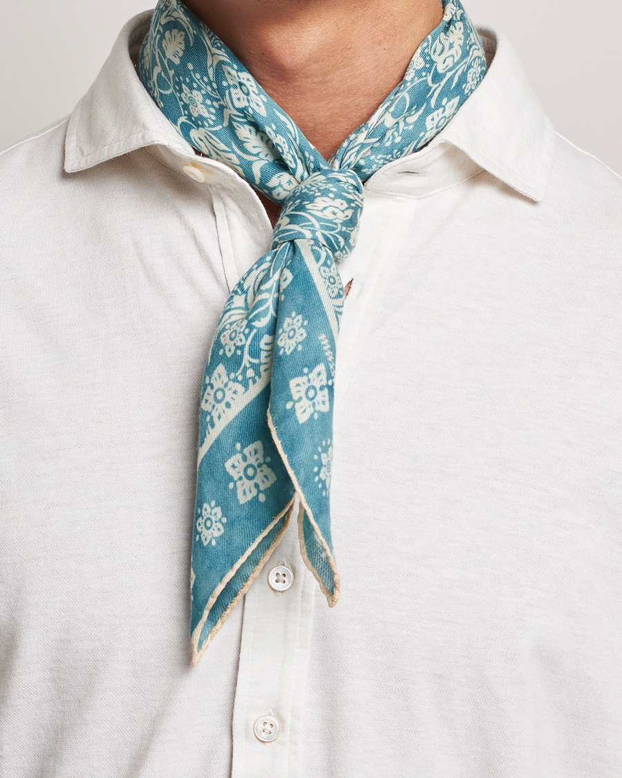 Heren | Massimo Alba Printed Cashmere Bandana Turchese | Massimo Alba | Printed Cashmere Bandana Turchese