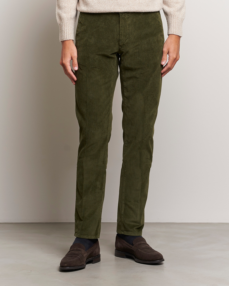 Heren | Broeken | Incotex | Slim Fit Leisure Cord Slacks Forest Green