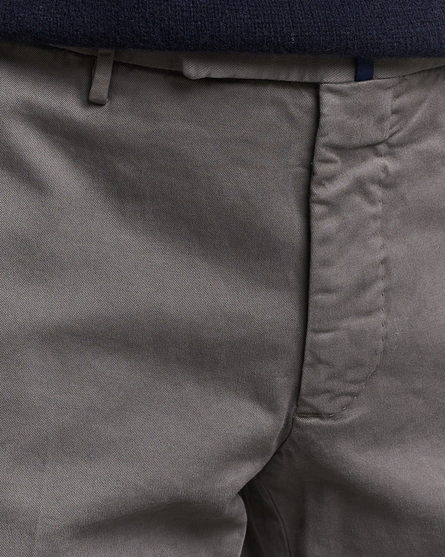 Heren | Broeken | Incotex | Slim Fit Cotton Stretch Chinos Light Grey