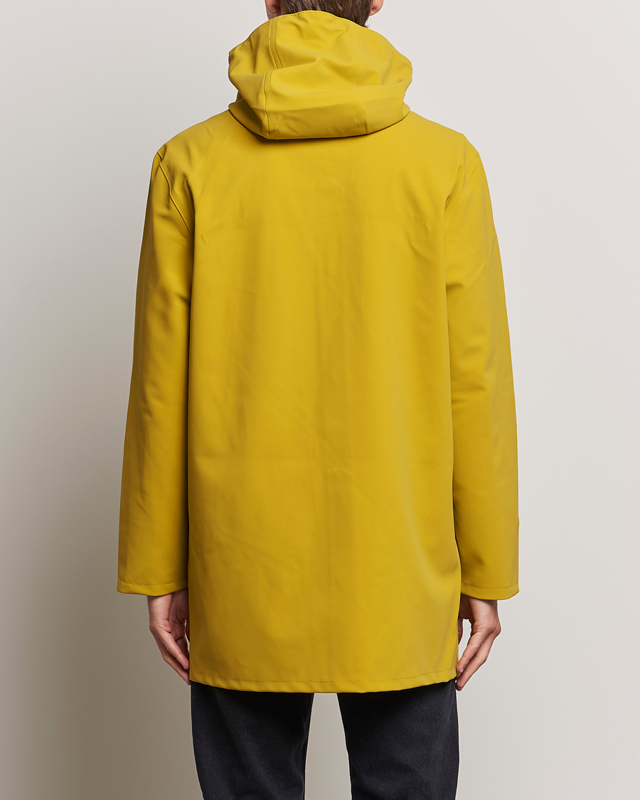 Heren | Jassen | Stutterheim | Stockholm Raincoat Suede Gold