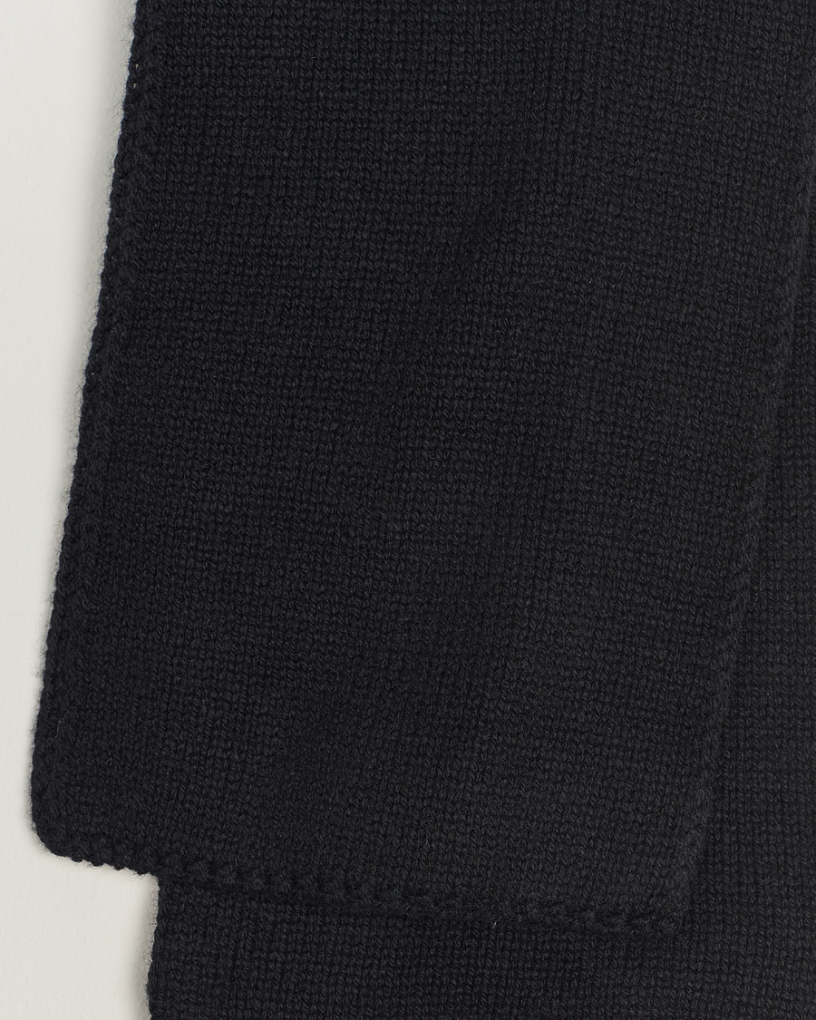 Heren | Piacenza Cashmere Short Loop Cashmere Scarf Black | Piacenza Cashmere | Short Loop Cashmere Scarf Black