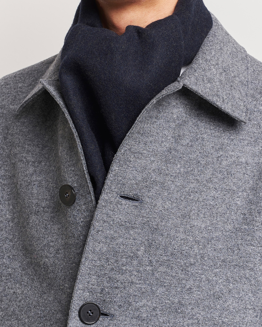 Heren | Eton Wool Two-Faced Scarf Green/Navy | Eton | Wool Two-Faced Scarf Green/Navy