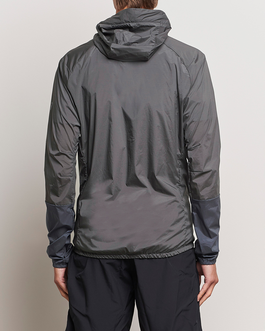 Heren | Jassen | Peak Performance | Vislight Wind Jacket Motion Grey/Omber Blue
