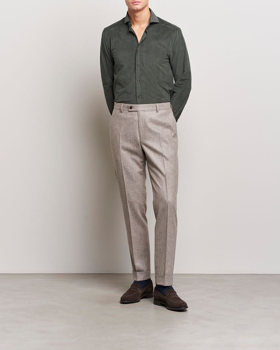 Heren | Overhemden | Stenströms | Slimline Cut Away Corduroy Shirt Dark Green