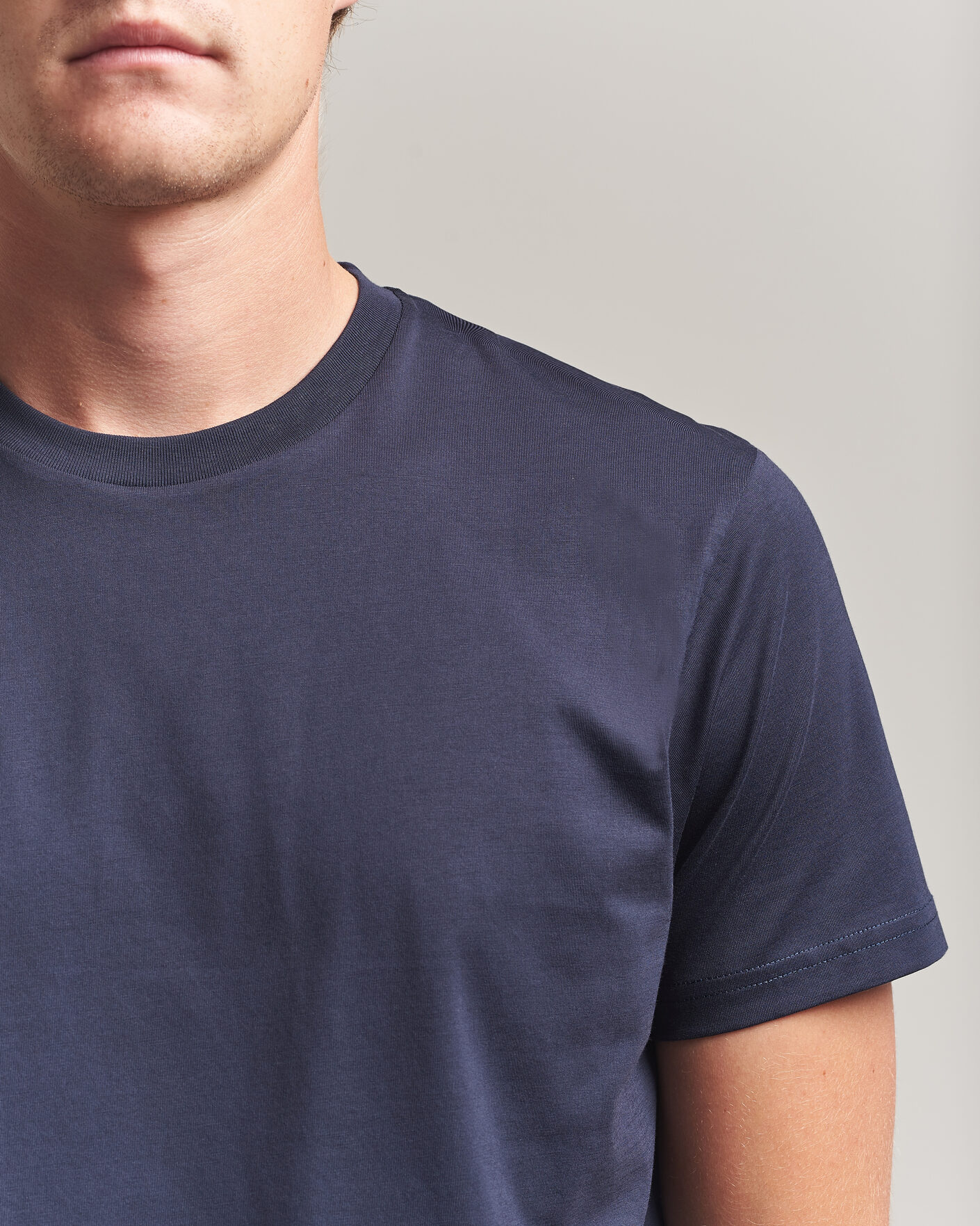 Heren | T-shirts | Sunspel | Riviera Midweight T-Shirt Navy
