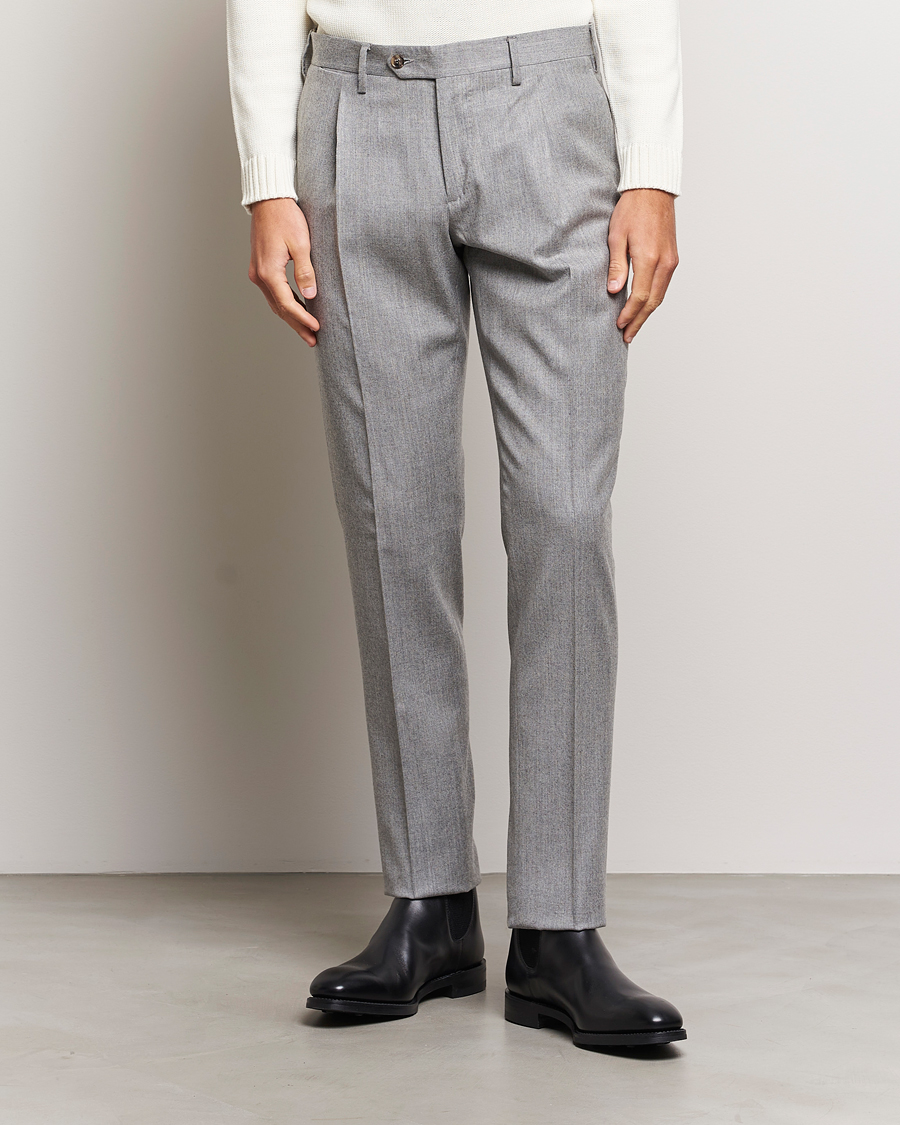 Heren | Broeken | Lardini | Wool/Cashmere One Pleat Trousers Light Grey