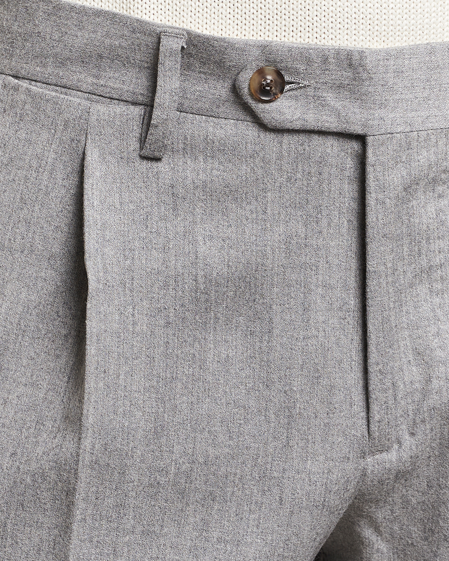 Heren | Broeken | Lardini | Wool/Cashmere One Pleat Trousers Light Grey