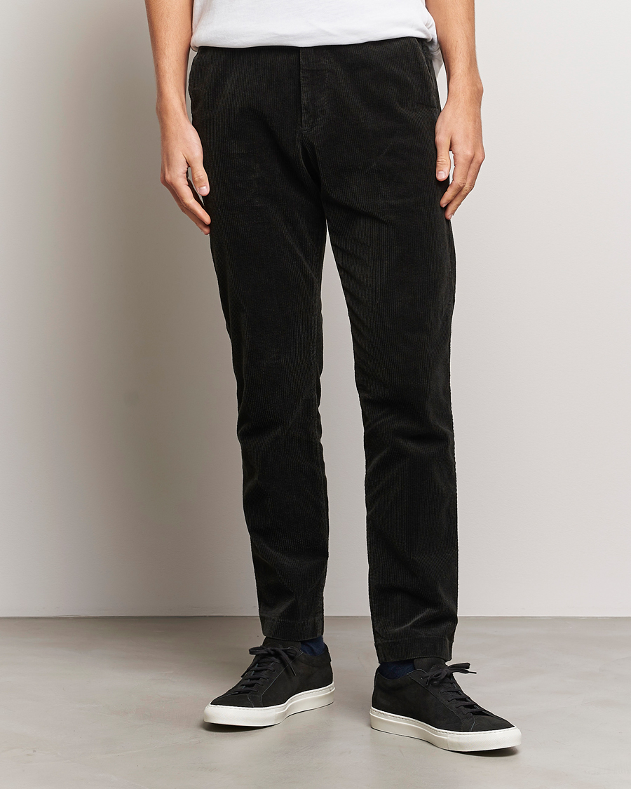Heren | Broeken | NN07 | Theo Regular Fit Corduroy Chinos Dark Army