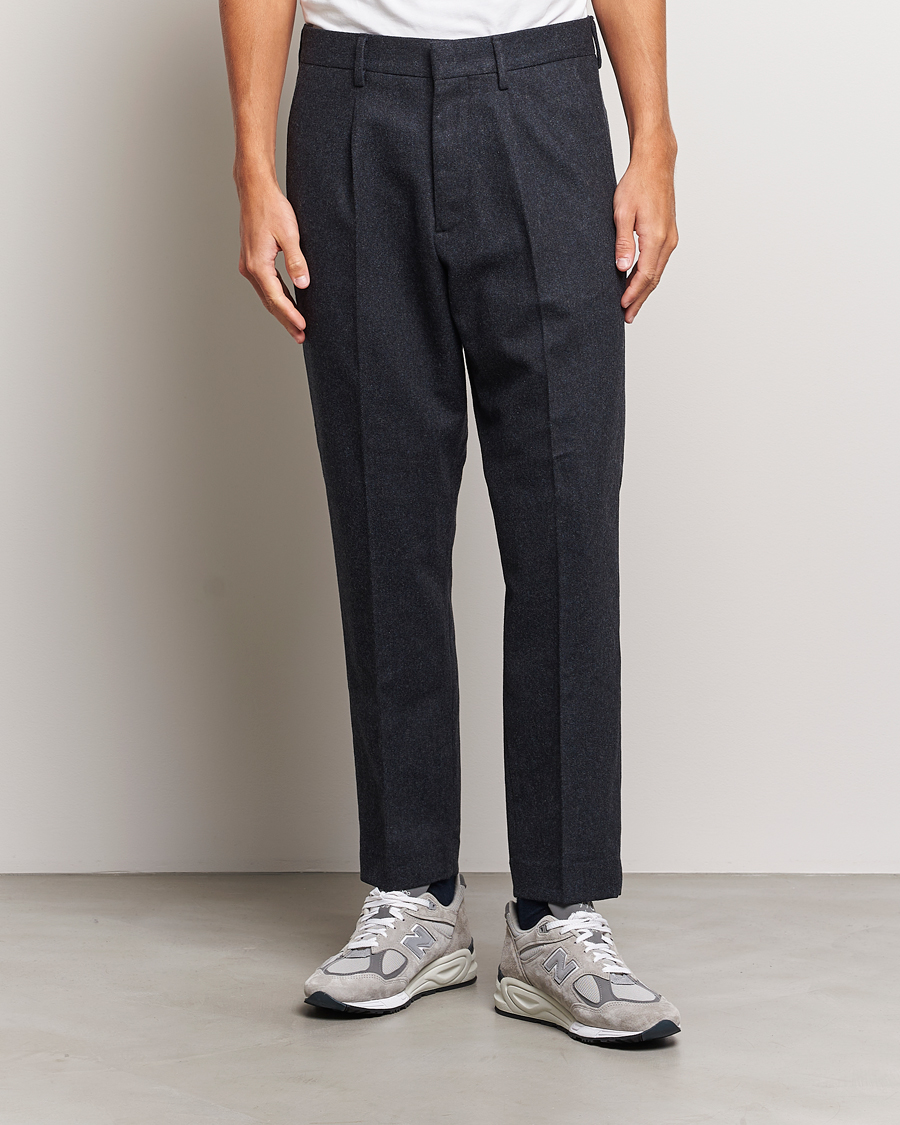 Heren | Broeken | NN07 | Bill Brushed Flannel Pleated Trousers Navy Blue