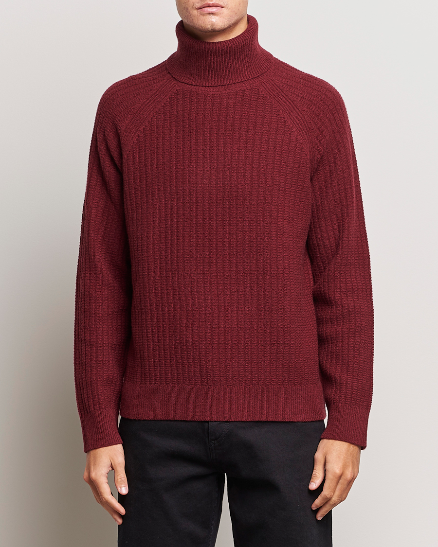 Heren | Truien | GANT | Lambswool Textured Rollneck Plumped Red