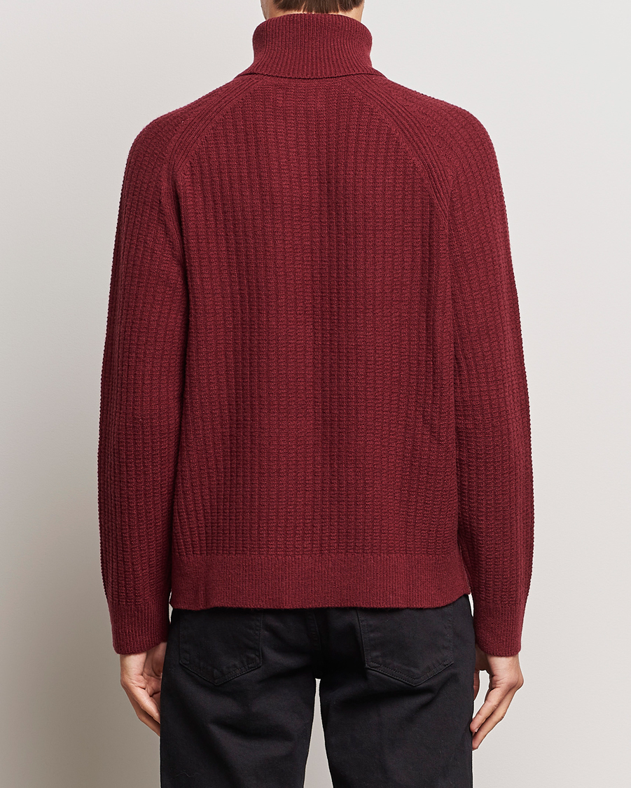 Heren | Truien | GANT | Lambswool Textured Rollneck Plumped Red