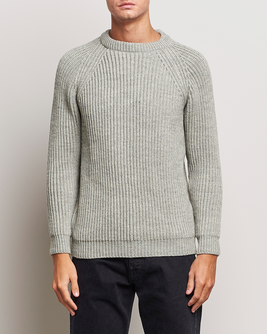 Heren | Truien | Gloverall | Fisherman Rib Chunky Wool Crew Neck Light Grey