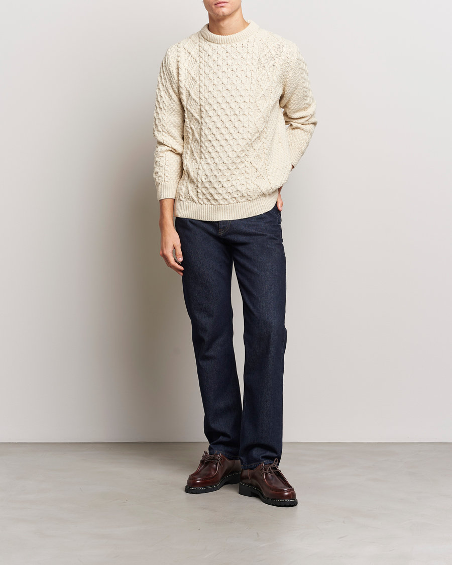 Heren | Truien | Gloverall | Merino Wool Aran Cable Knitted Crew Neck Ecru