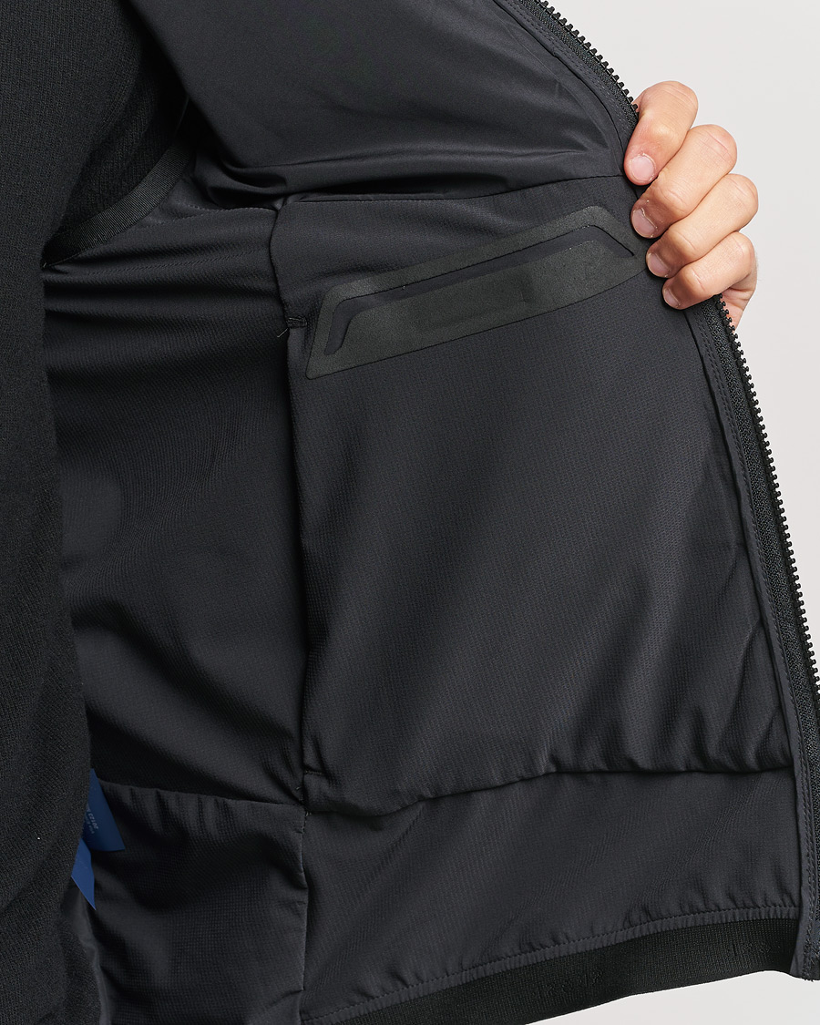 Heren | Jassen | SEASE | Predator Wool/Nylon Insulated Vest Black