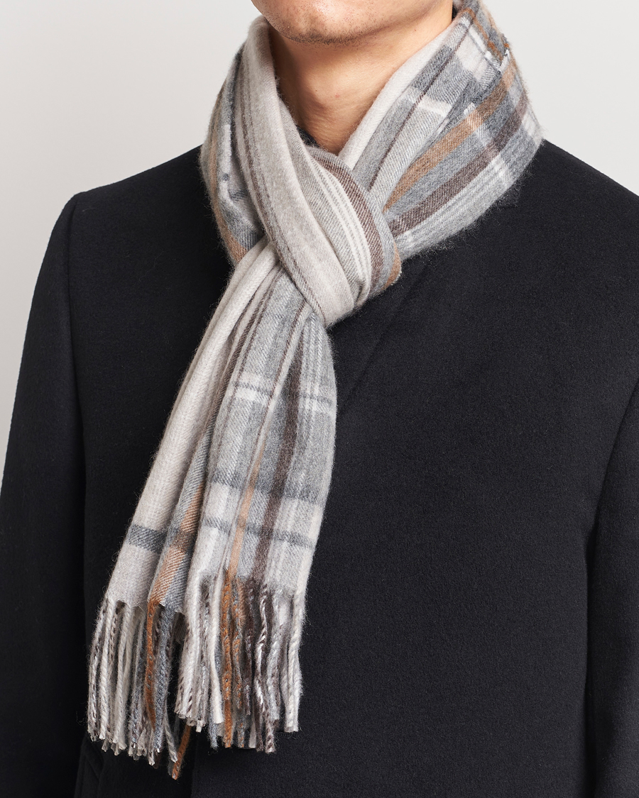 Heren | Begg & Co Striped/Checked Cashmere Scarf 36*183cm Natural Grey | Begg & Co | Striped/Checked Cashmere Scarf 36*183cm Natural Grey