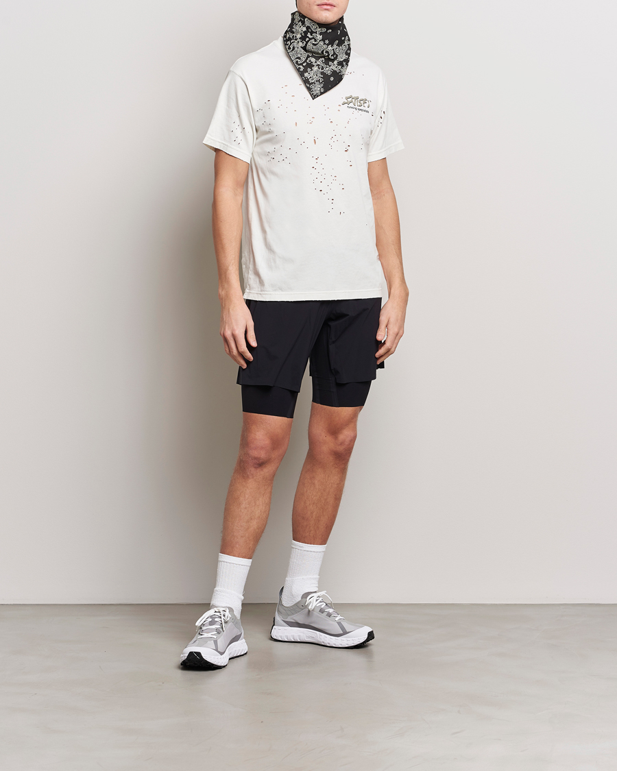 Heren | T-shirts | Satisfy | MothTech T-Shirt Off White