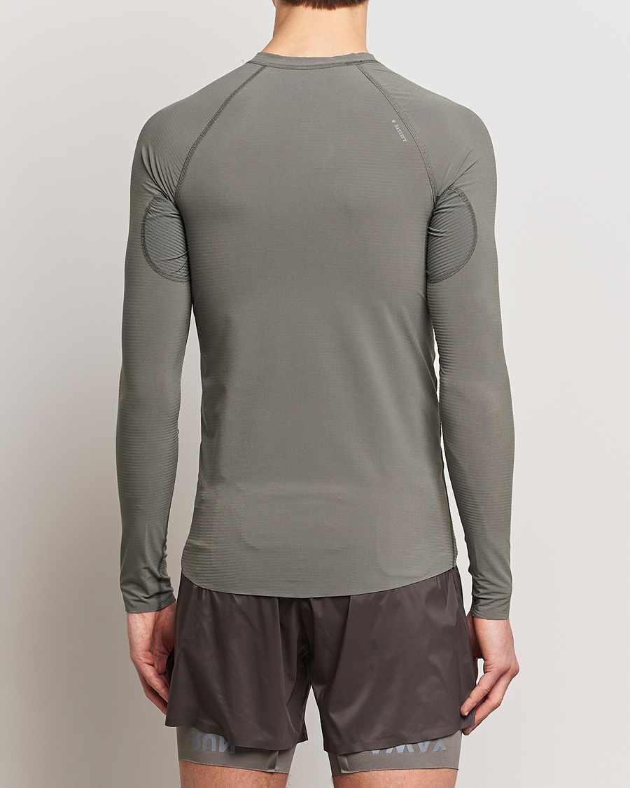 Heren | T-shirts | Satisfy | CoffeeThermal Base Layer Dark Natural