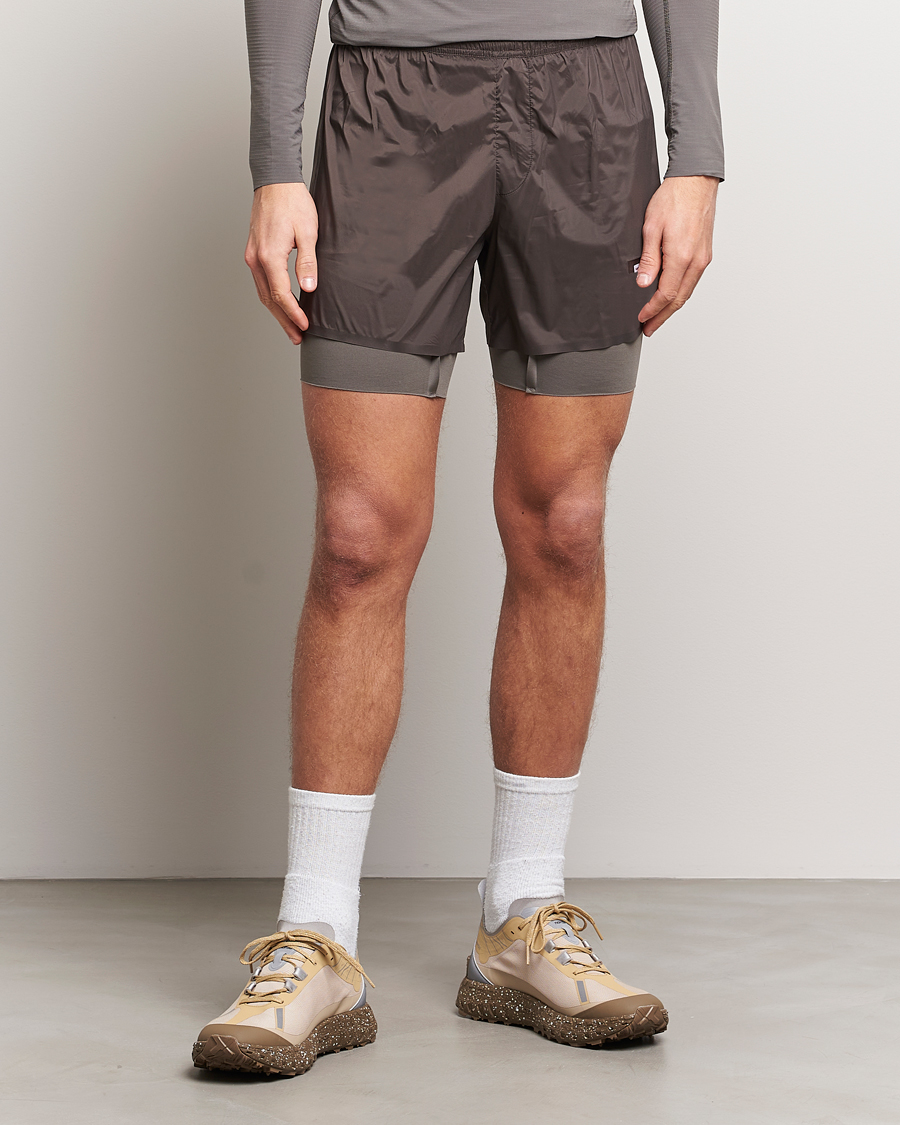 Heren | Afdelingen | Satisfy | CoffeeThermal 8 Inch Shorts Quicksand