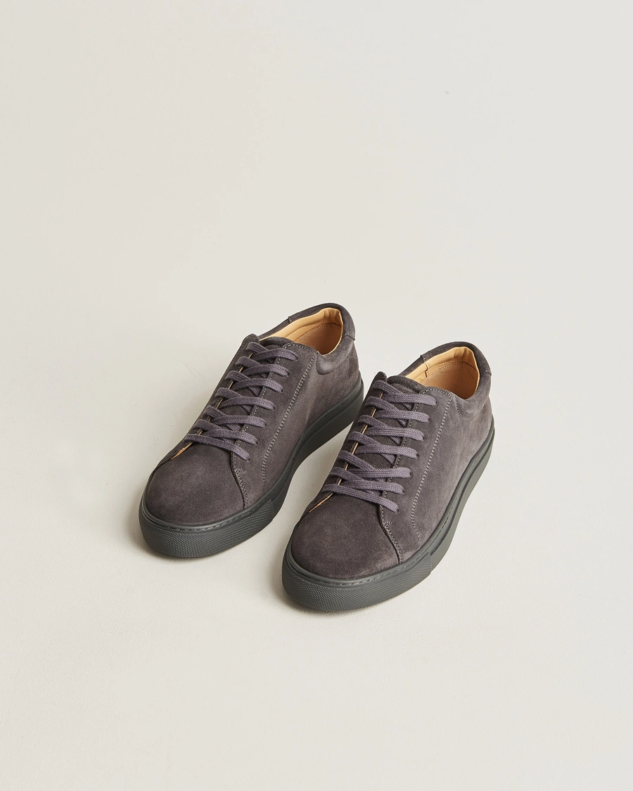 Heren | Schoenen | Myrqvist | Oaxen Monochrome Sneaker Dark Grey Suede