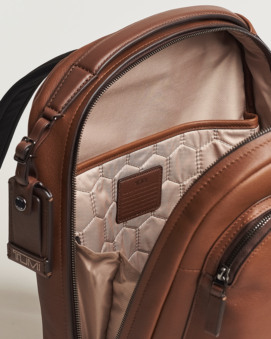 Heren | Tassen | TUMI | Harrison Bradner Leather Backpack Cognac