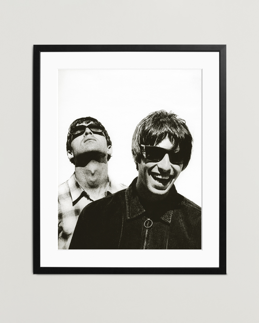 Heren | Posters | Sonic Editions | Framed Noel & Liam At The Hotel