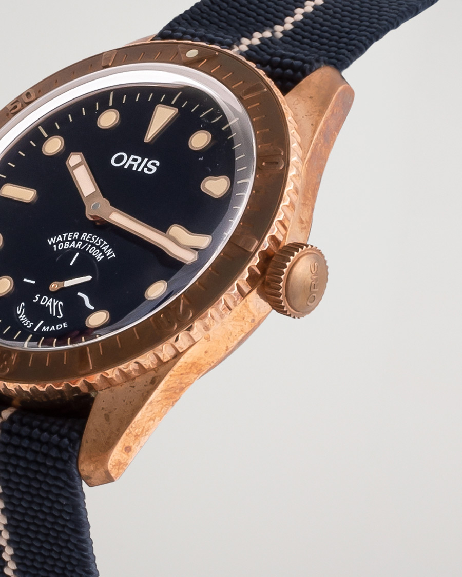 Heren | Pre-Owned & Vintage Watches | Oris Pre-Owned | Carl Brashear Calibre 401 Limited Edition Steel Blue
