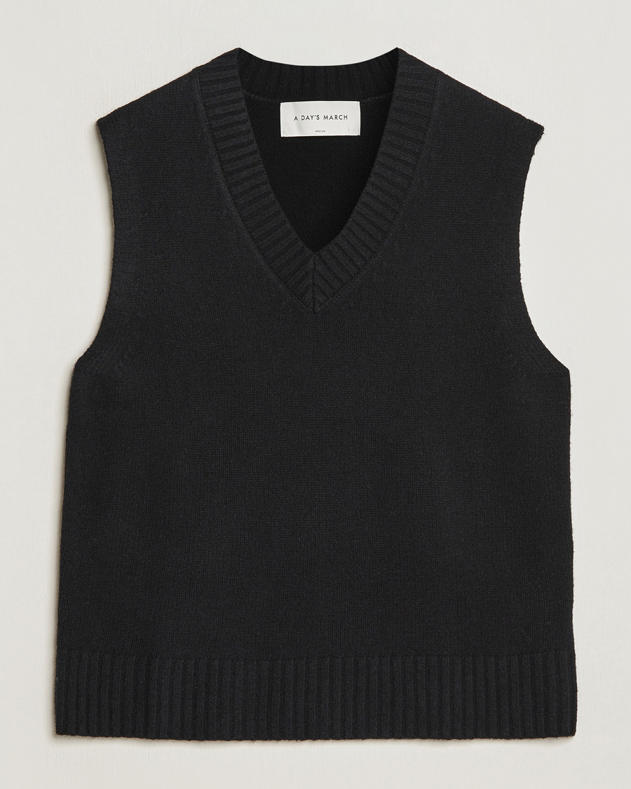 Heren | Truien | A Day's March | Wigtown Lambswool Vest Black