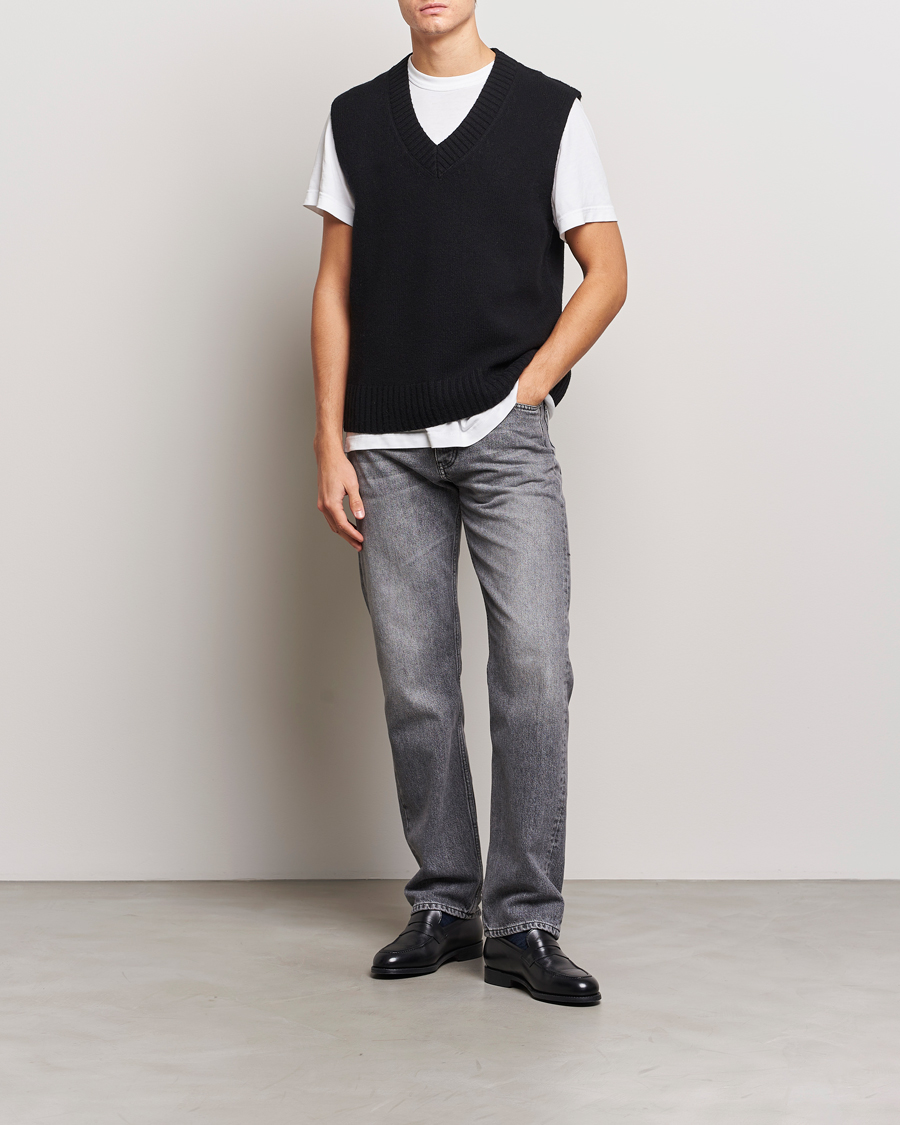 Heren | Truien | A Day's March | Wigtown Lambswool Vest Black