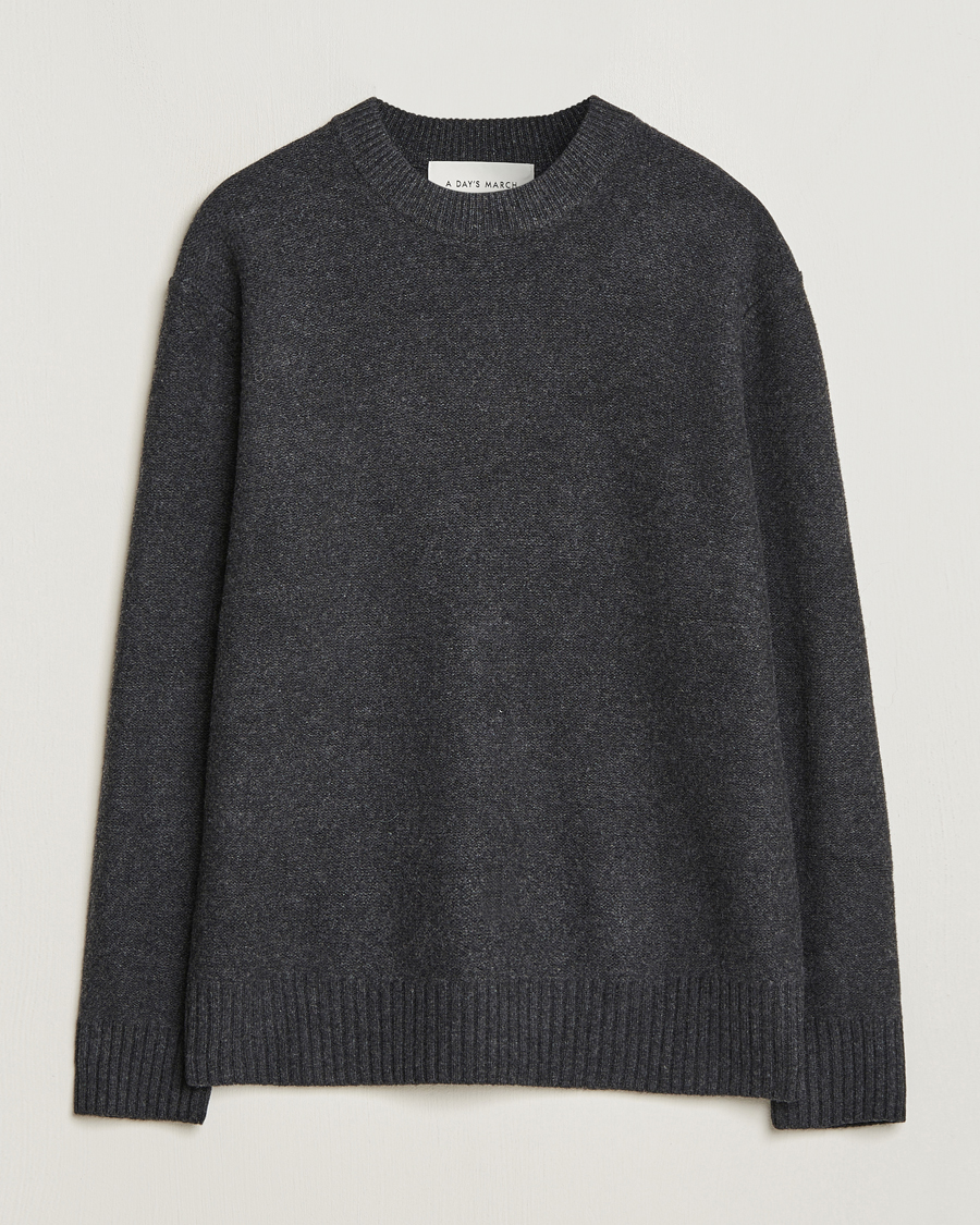 Heren | Truien | A Day's March | Tietar Boiled Merino Sweater Anthracite