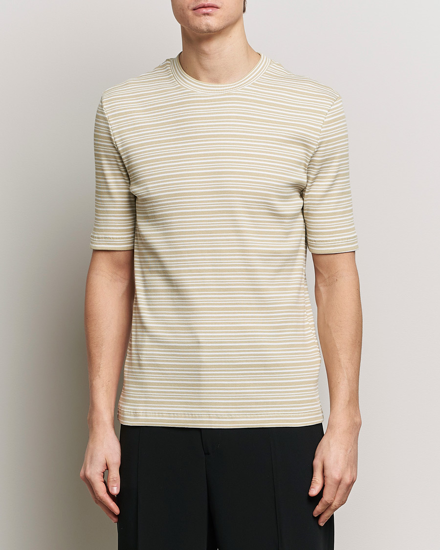 Heren | T-shirts met korte mouwen | Filippa K | Striped Rib T-Shirt Dark Yellow/White