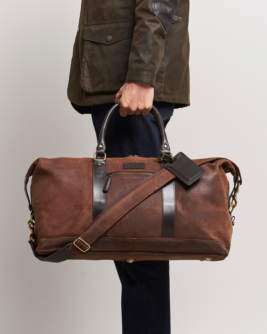 Heren | Accessoires | Loake 1880 | Cornwall Brushed Suede Travel Bag Brown