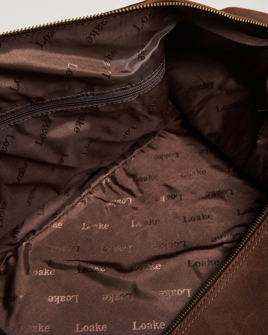 Heren | Loake 1880 Cornwall Brushed Suede Travel Bag Brown | Loake 1880 | Cornwall Brushed Suede Travel Bag Brown