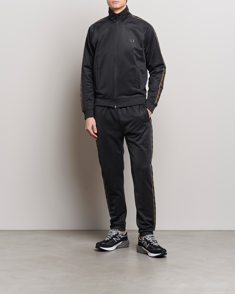 Heren | Broeken | Fred Perry | Taped Track Pants Black