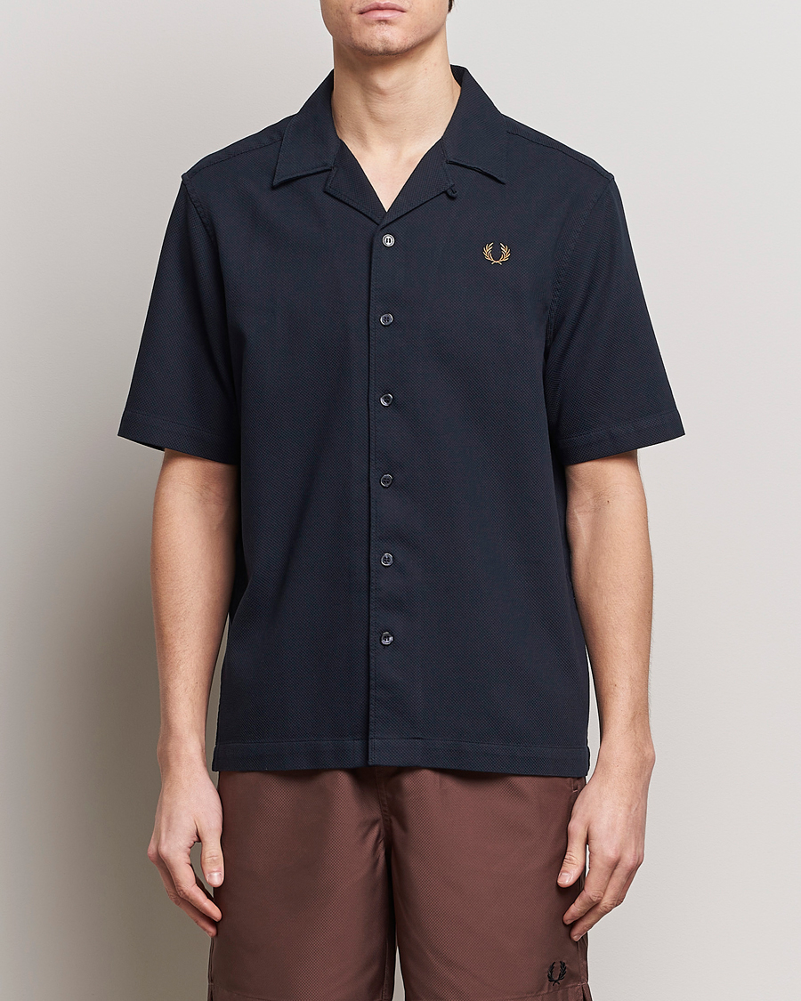 Heren | Best of British | Fred Perry | Pique Textured Short Sleeve Shirt Navy