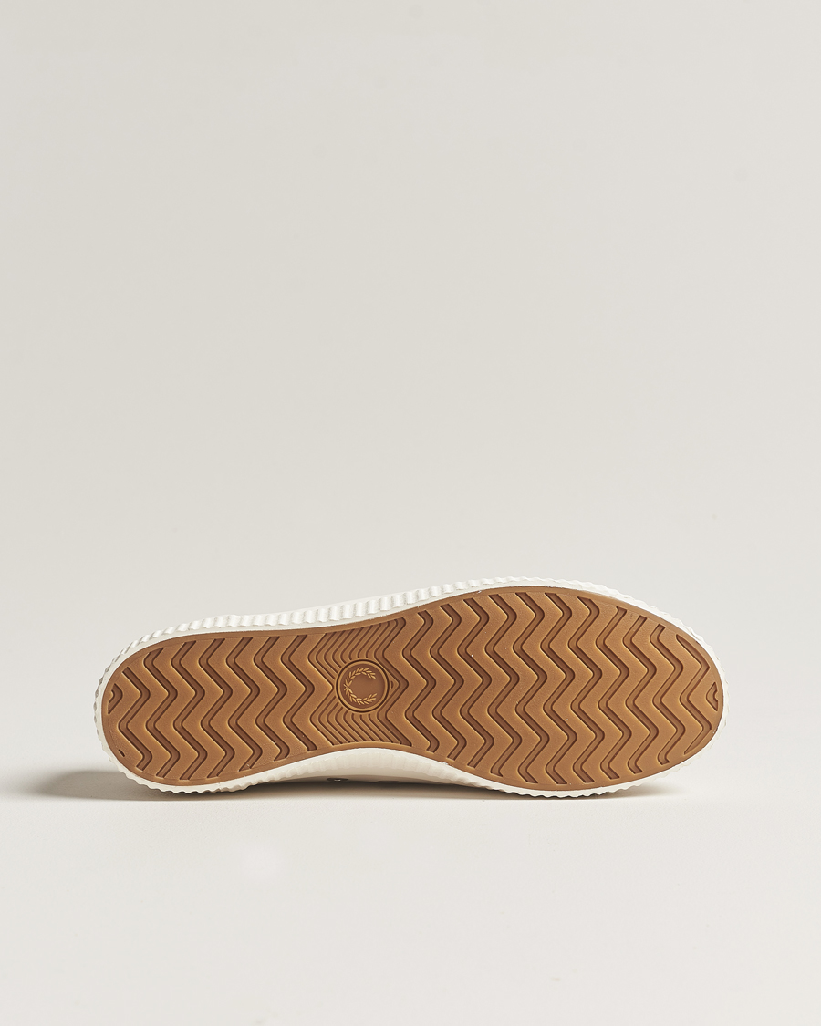 Heren | Fred Perry Hughes Canvas Sneaker Ecru | Fred Perry | Hughes Canvas Sneaker Ecru
