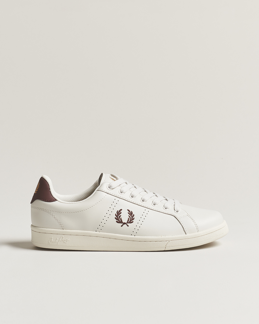 Heren | Fred Perry B721 Leather Sneaker Porcelain/Brick Red | Fred Perry | B721 Leather Sneaker Porcelain/Brick Red