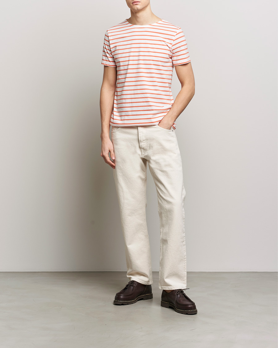 Heren | T-shirts | Armor-lux | Hoëdic Boatneck Héritage Stripe T-shirt Milk/Coral