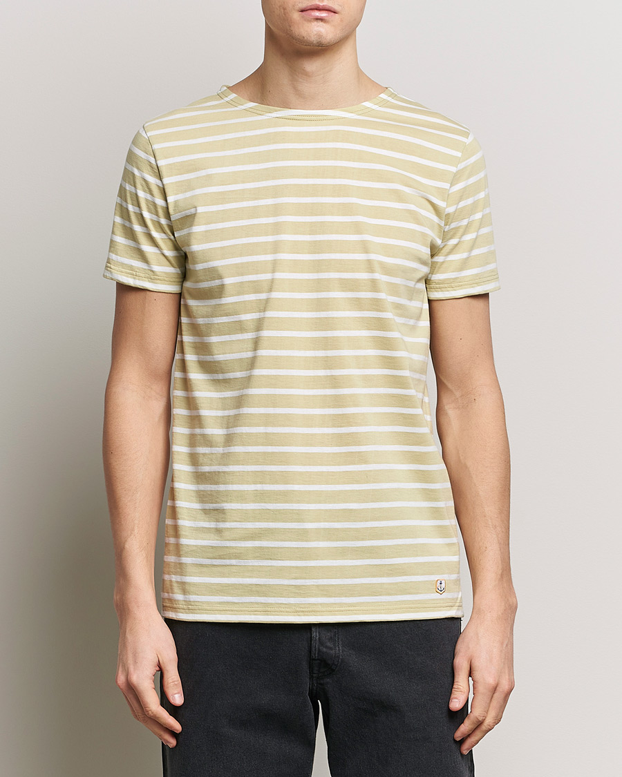 Heren | T-shirts | Armor-lux | Hoëdic Boatneck Héritage Stripe T-shirt Pale Olive/Milk