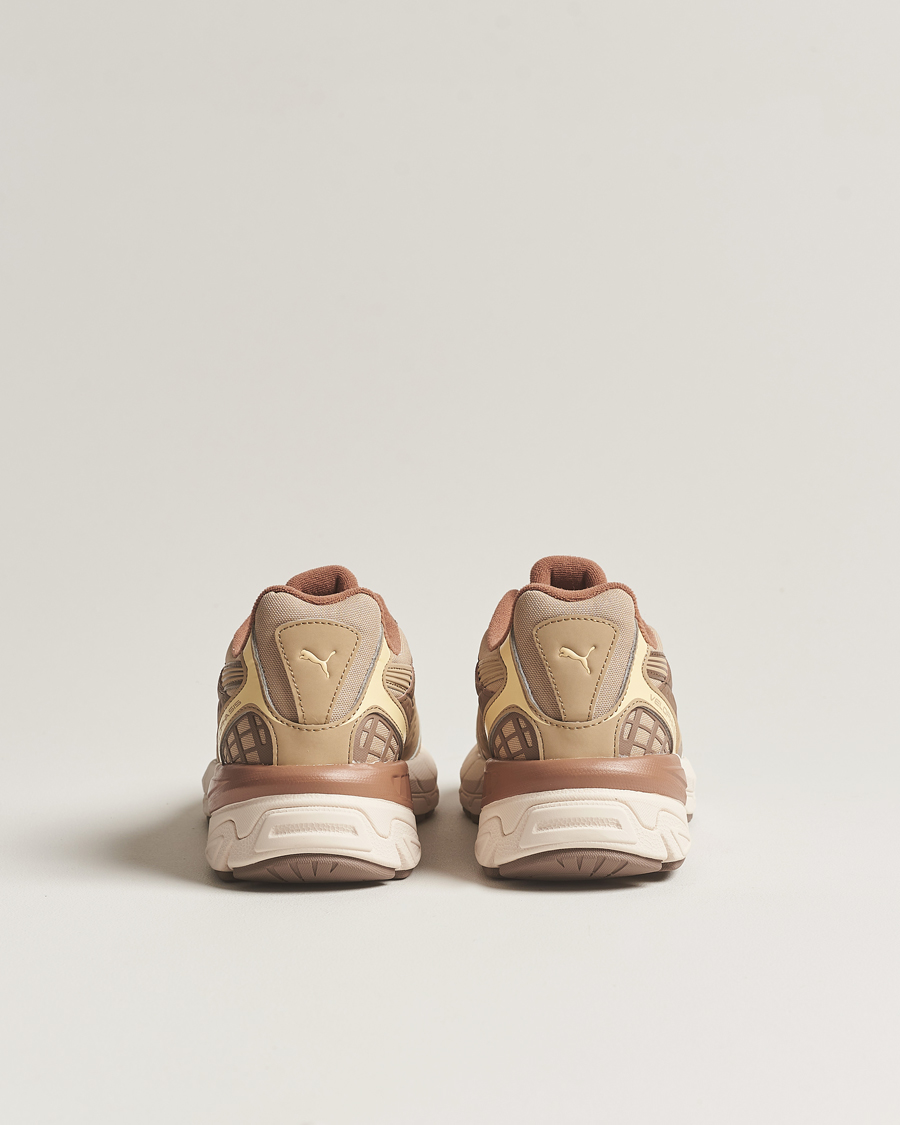 Heren | Puma Velophasis Earth Running Sneaker Prairie Tan | Puma | Velophasis Earth Running Sneaker Prairie Tan