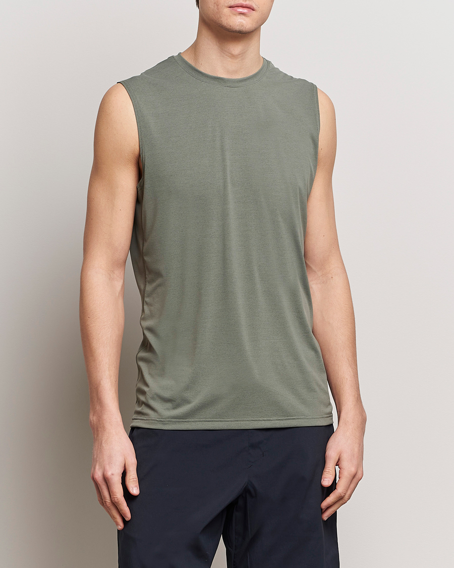 Heren | T-shirts | Houdini | Pace Air Tank Geyser Grey